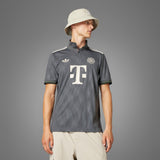 Camisa Bayern de Munique Wiesn 24/25 - Torcedor Adidas