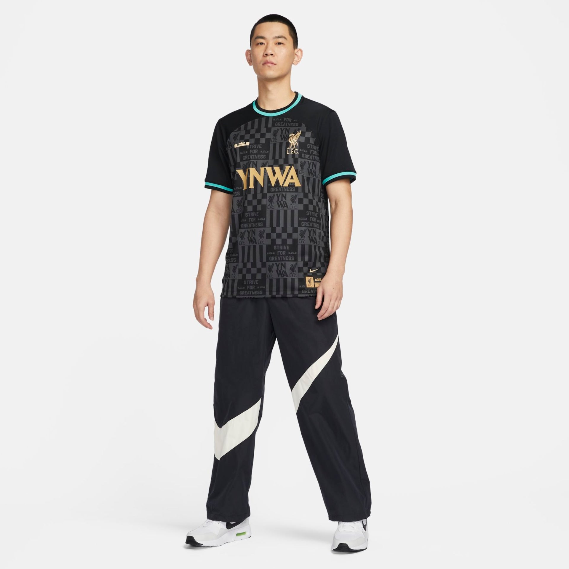 Camisa Liverpool x LeBron James 24/25 - Torcedor Nike