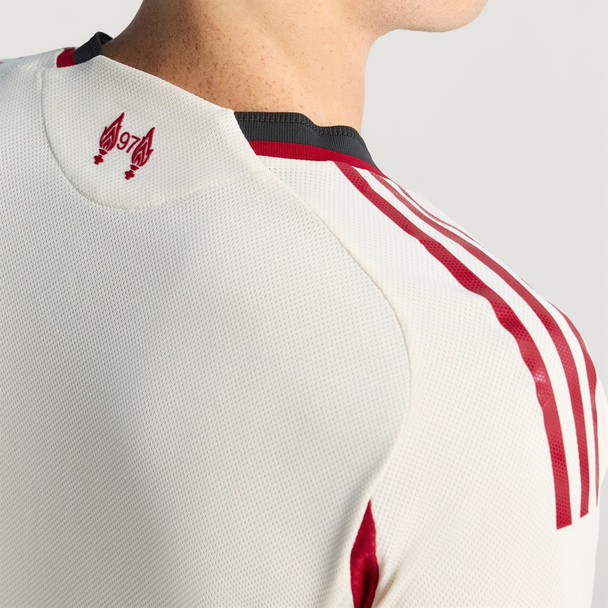 Camisa Liverpool II 25/26 - Jogador Adidas