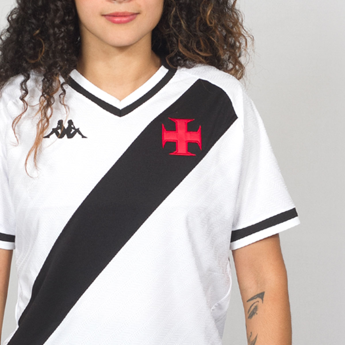 Camisa Vasco II 25/26 - Torcedor Kappa Feminina